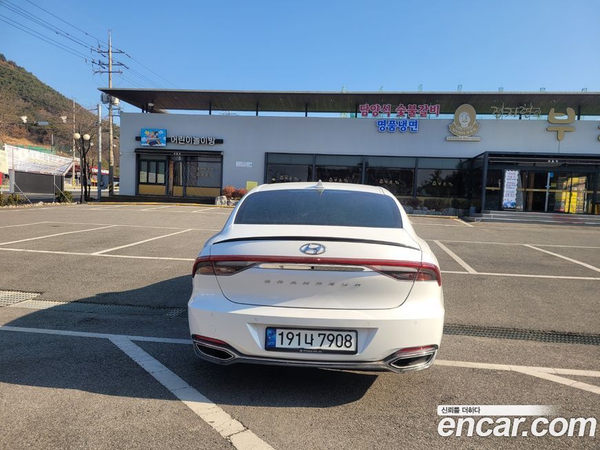 Hyundai Grandeur 2022