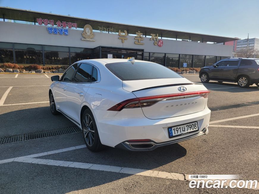 Hyundai Grandeur 2022