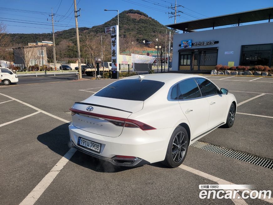 Hyundai Grandeur 2022