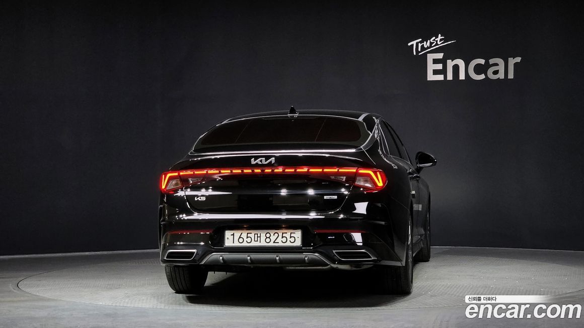 Kia K5 2023