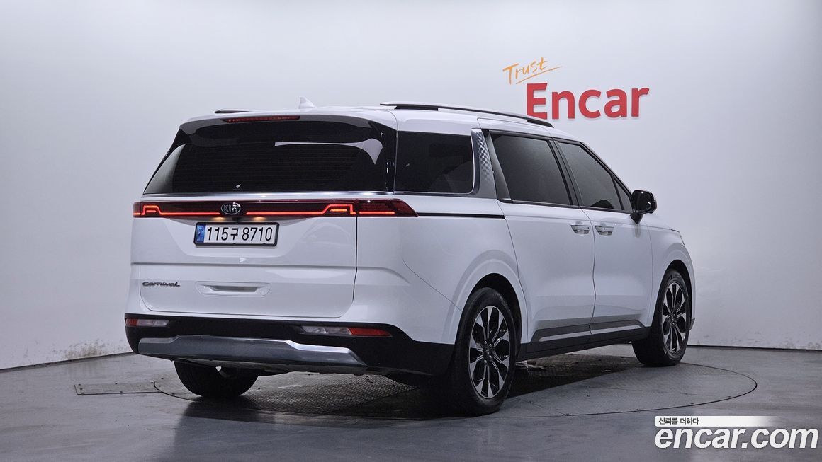 Kia Canival 2021