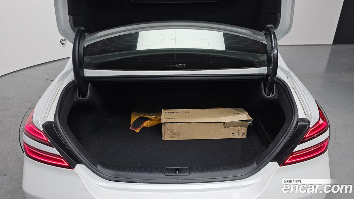 Genesis G70 2022