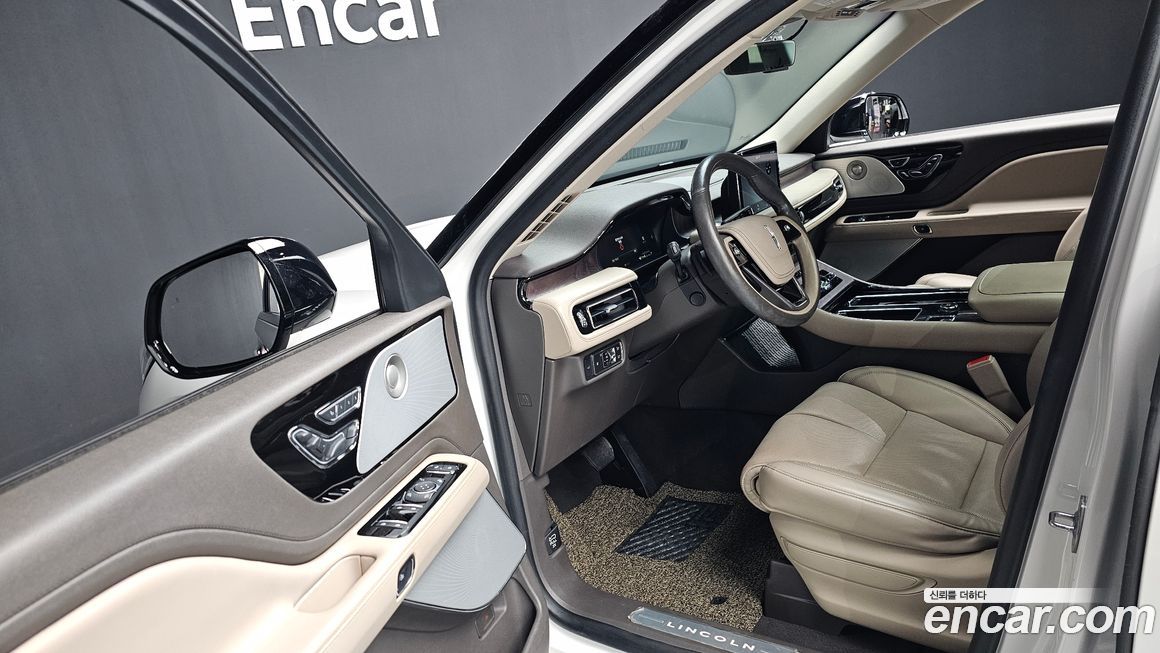 Lincoln Aviator 2021