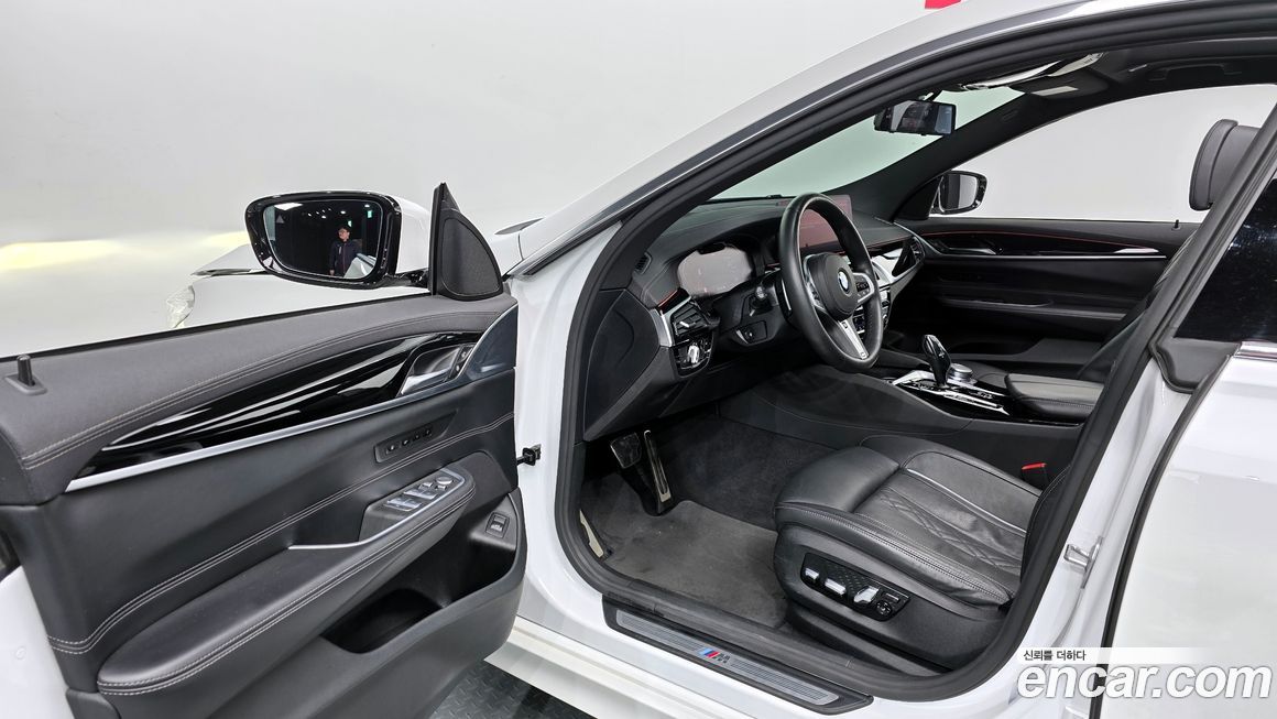 BMW Gran Turismo 2021