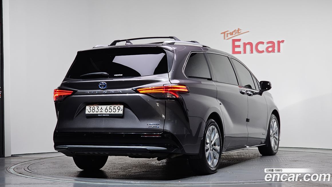 Toyota Sienna 2021