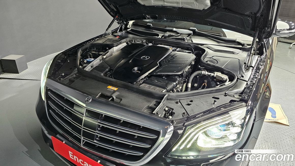 Mercedes-Benz S-Class 2019