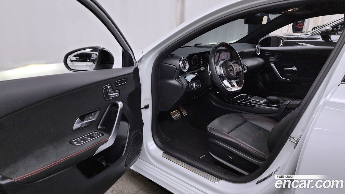 Mercedes-Benz A-Class 2023