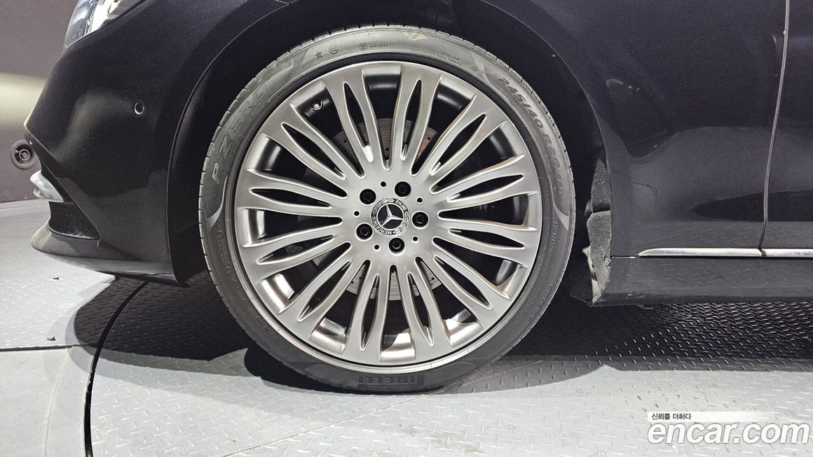 Mercedes-Benz S-Class 2019