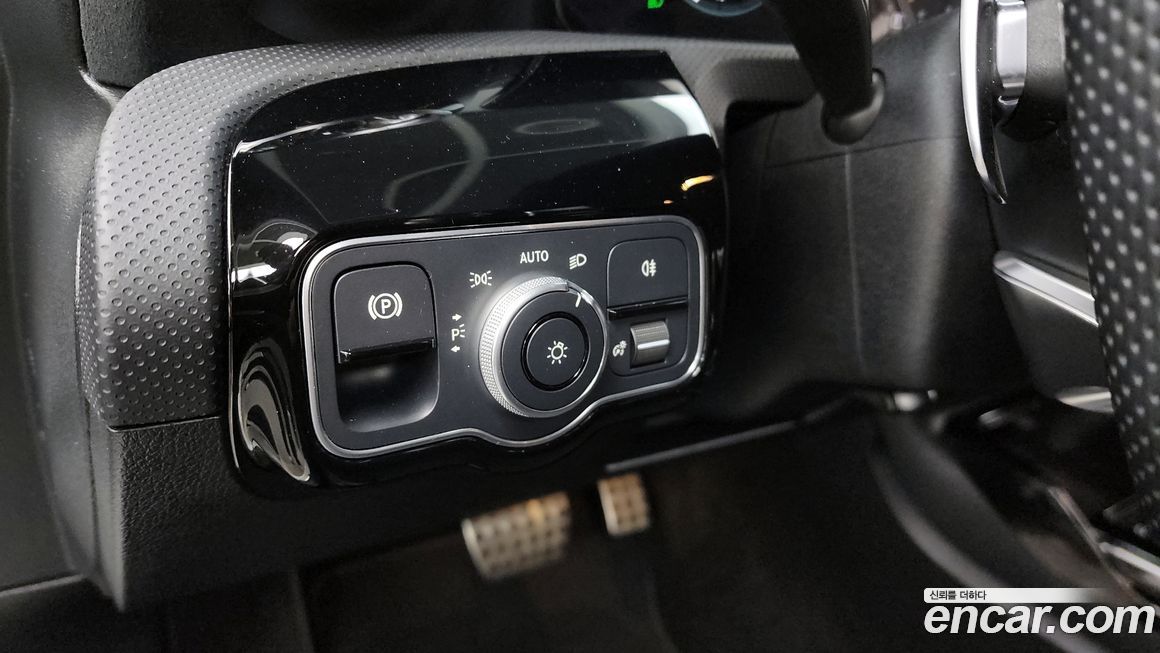 Mercedes-Benz A-Class 2023