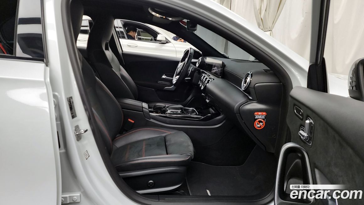 Mercedes-Benz A-Class 2023