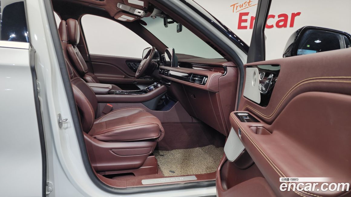 Lincoln Aviator 2023