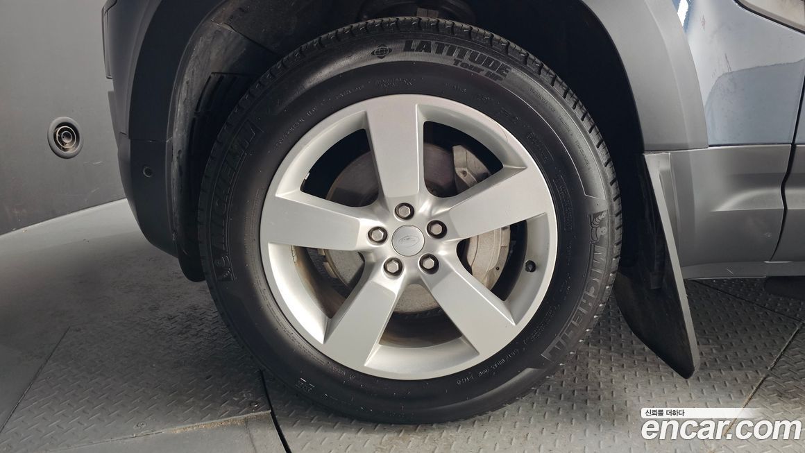 Land Rover Defender 2022