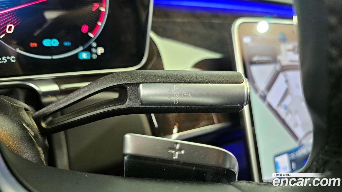 Mercedes-Benz S-Class 2021