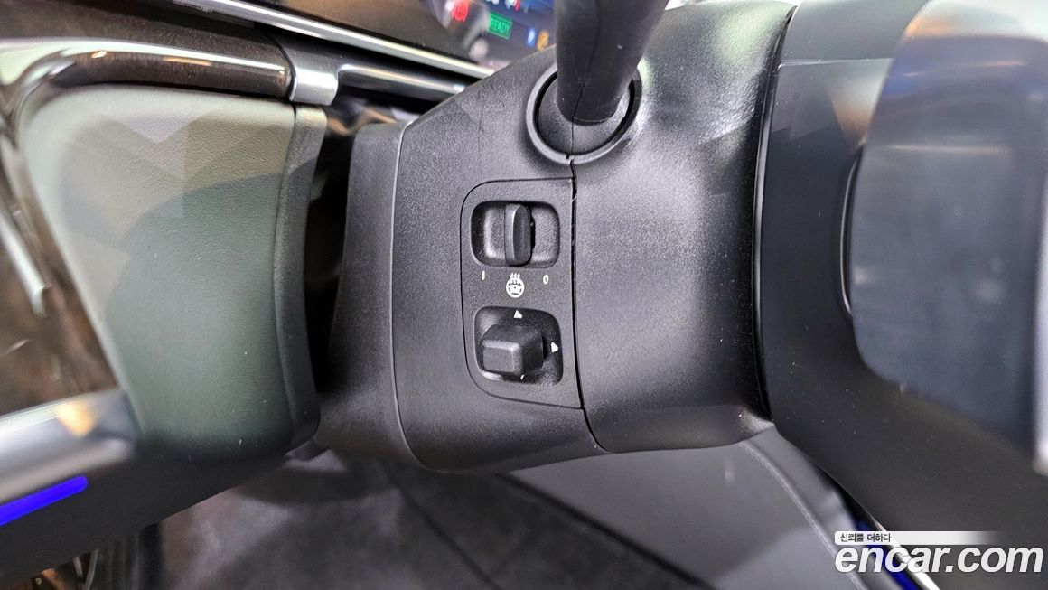 Mercedes-Benz S-Class 2021