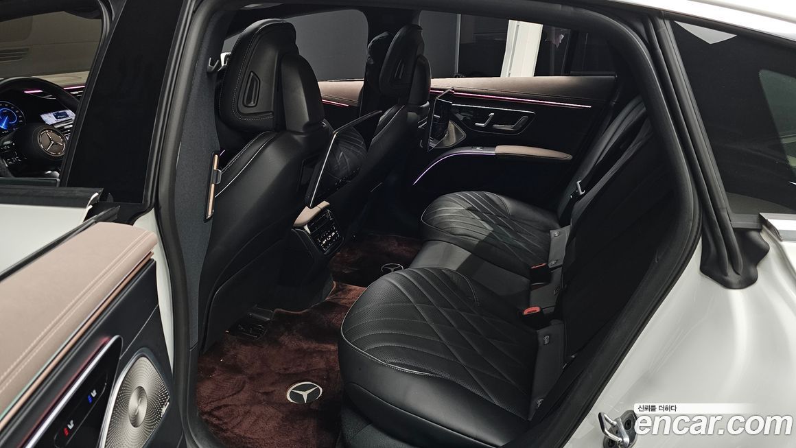 Mercedes-Benz EQS 2023