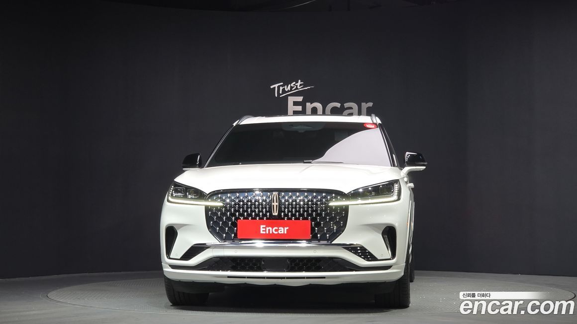 Lincoln Aviator 2025