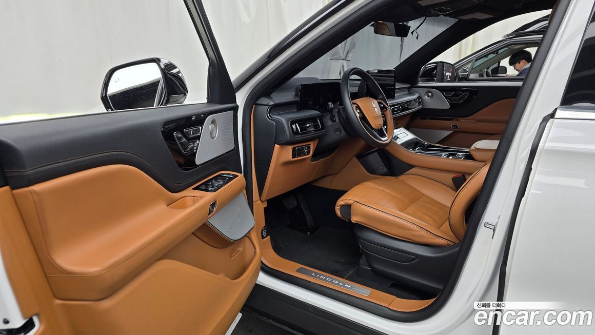 Lincoln Aviator 2025