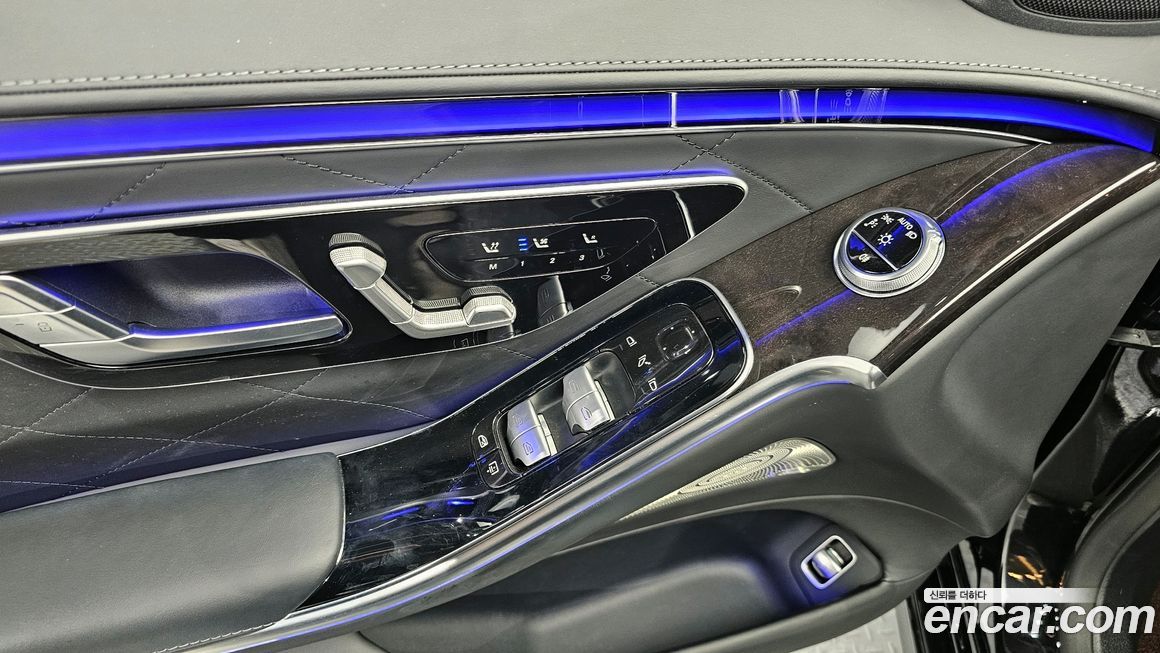 Mercedes-Benz S-Class 2021