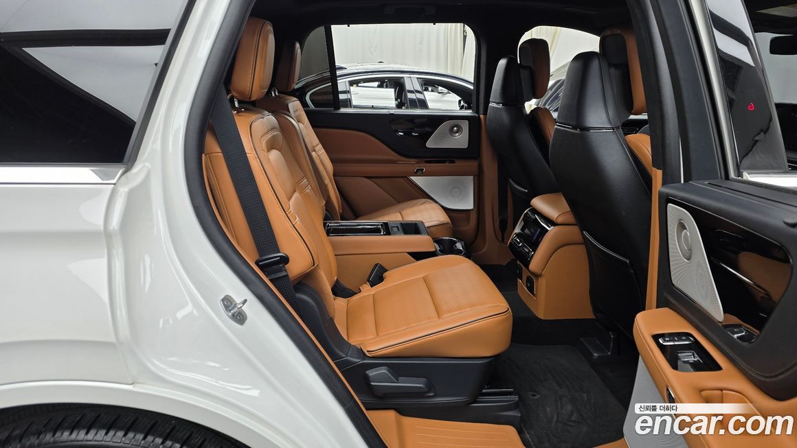 Lincoln Aviator 2025