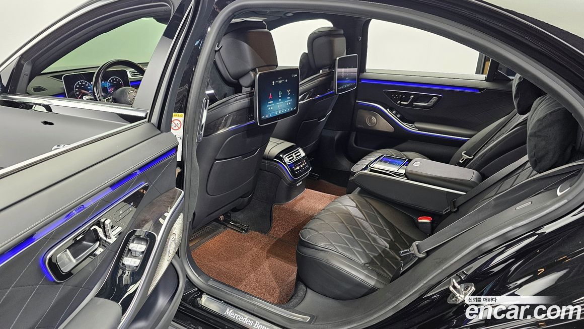 Mercedes-Benz S-Class 2021