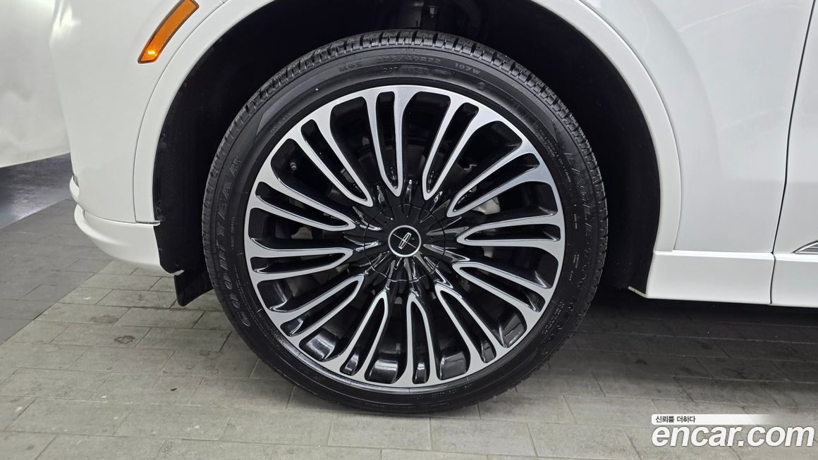 Lincoln Aviator 2025