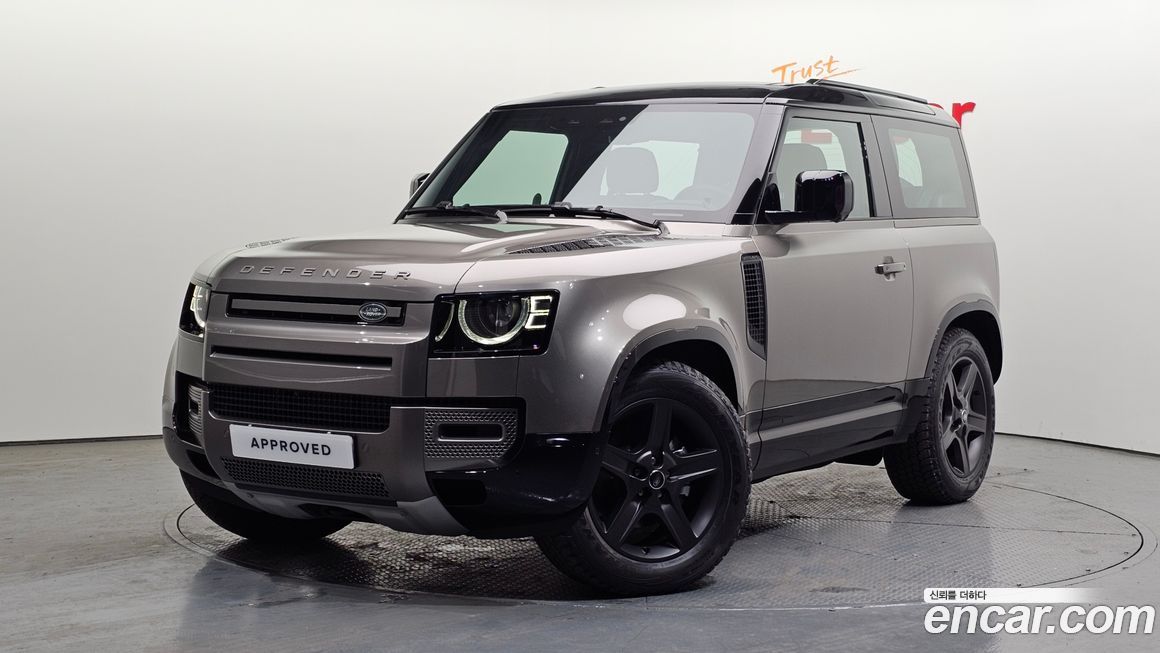 Land Rover Defender 2025