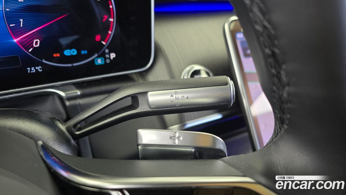 Mercedes-Benz S-Class 2022