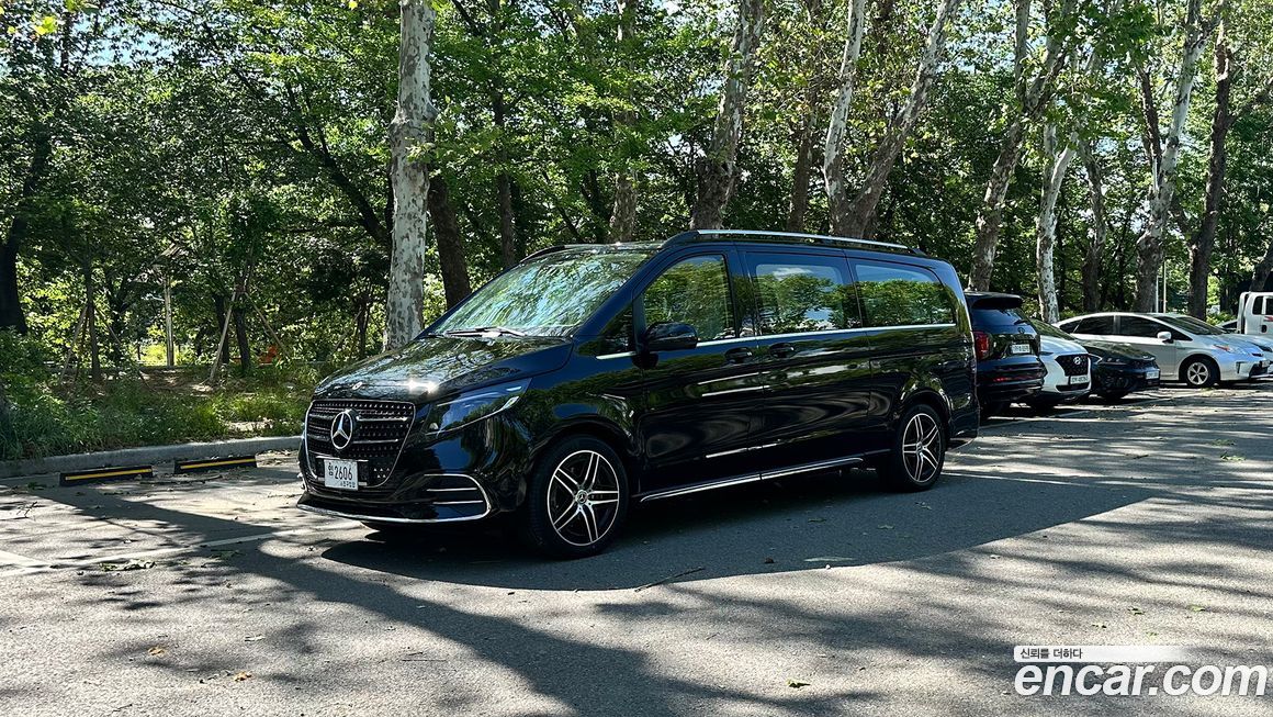 Mercedes-Benz V-Class 2025