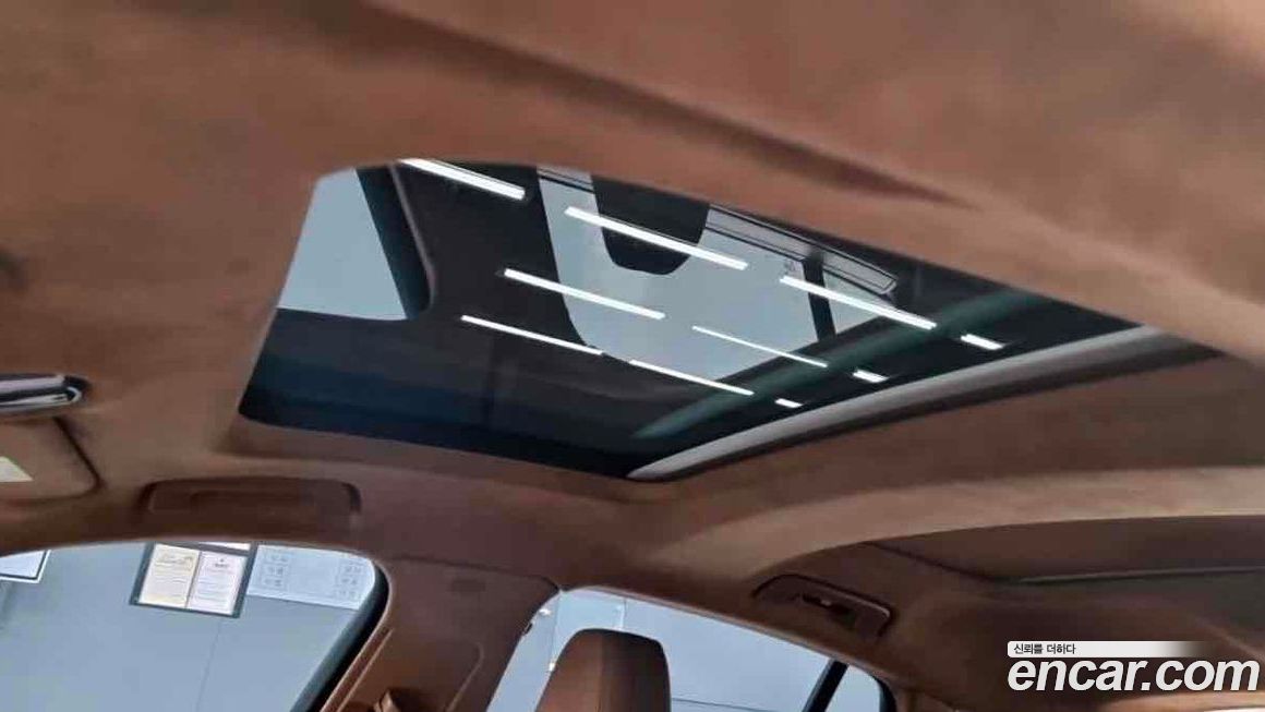 Porsche Panamera 2023