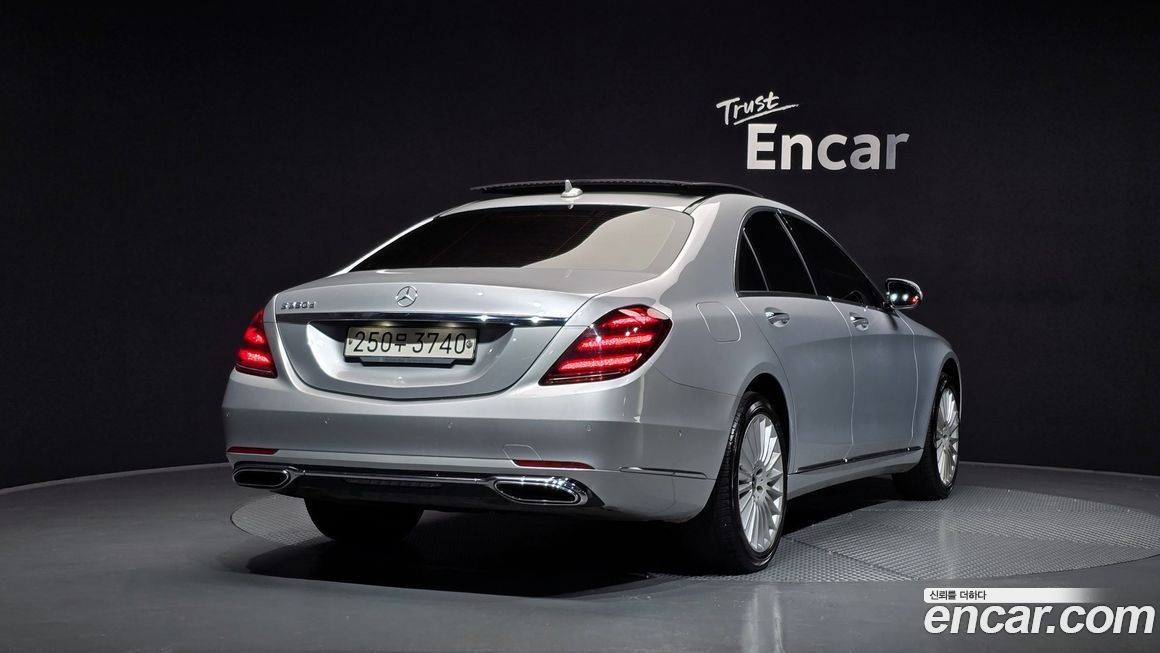 Mercedes-Benz S-Class 2019