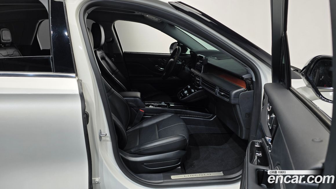 Lincoln Corsair 2021