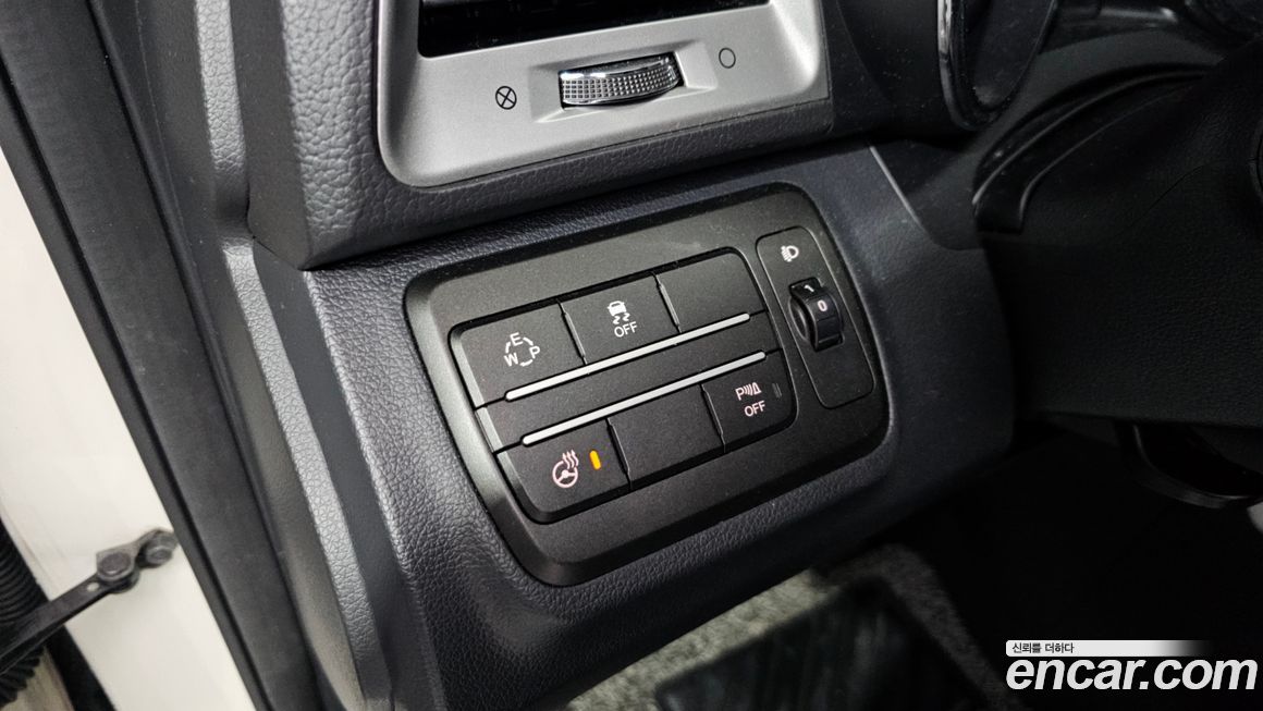 KG_Mobility_Ssangyong TIBOLI 2016