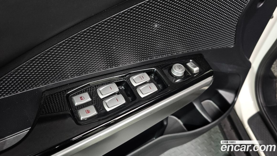 KG_Mobility_Ssangyong TIBOLI 2016