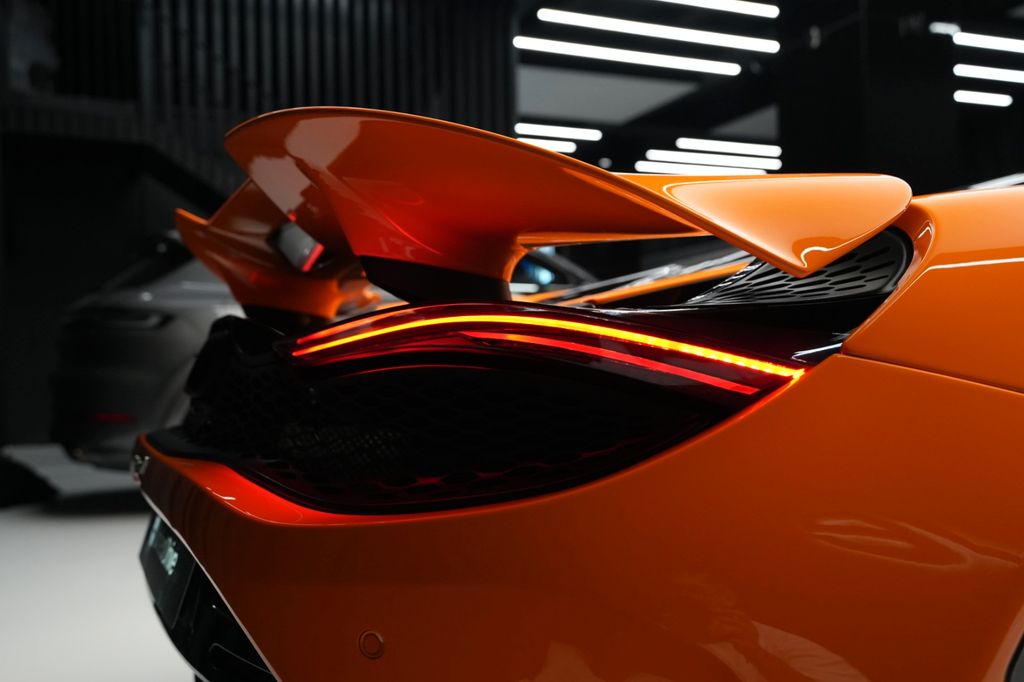 McLaren 750S 2025