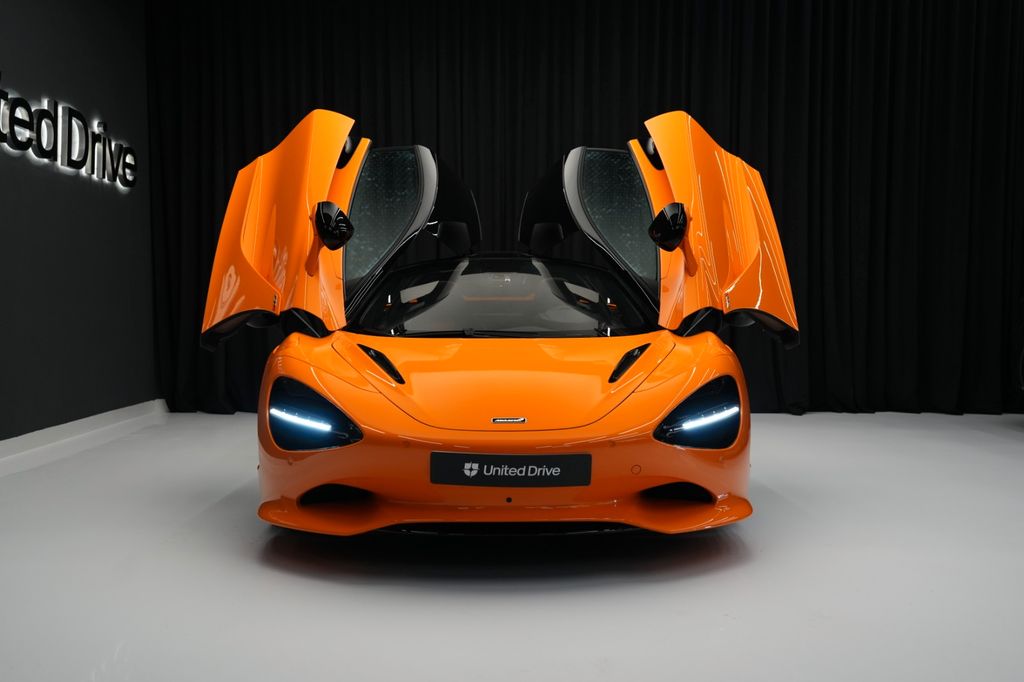 McLaren 750S 2025