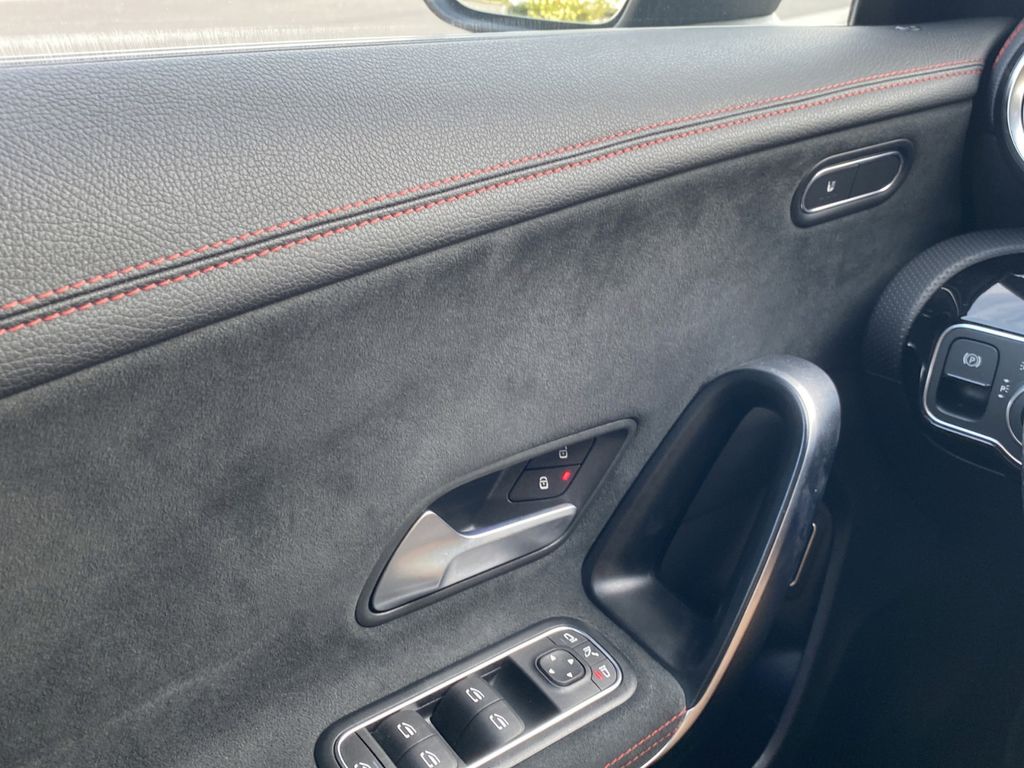 Mercedes-Benz CLA 250 2021
