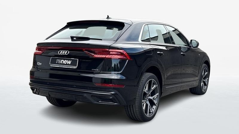 Audi Q8 2023