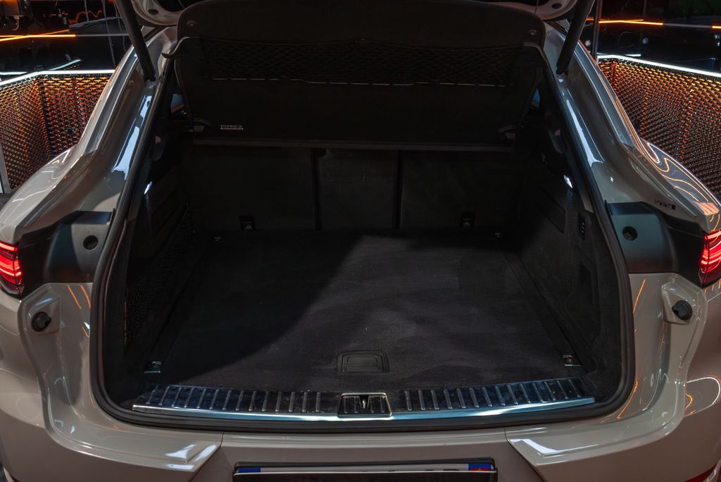 Porsche Cayenne 2019