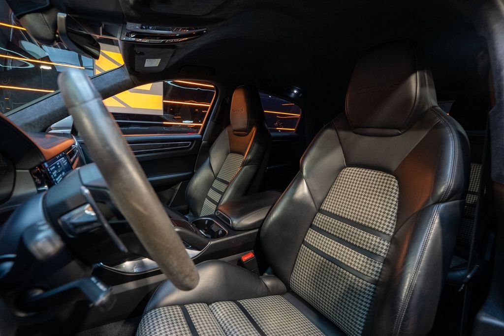 Porsche Cayenne 2019