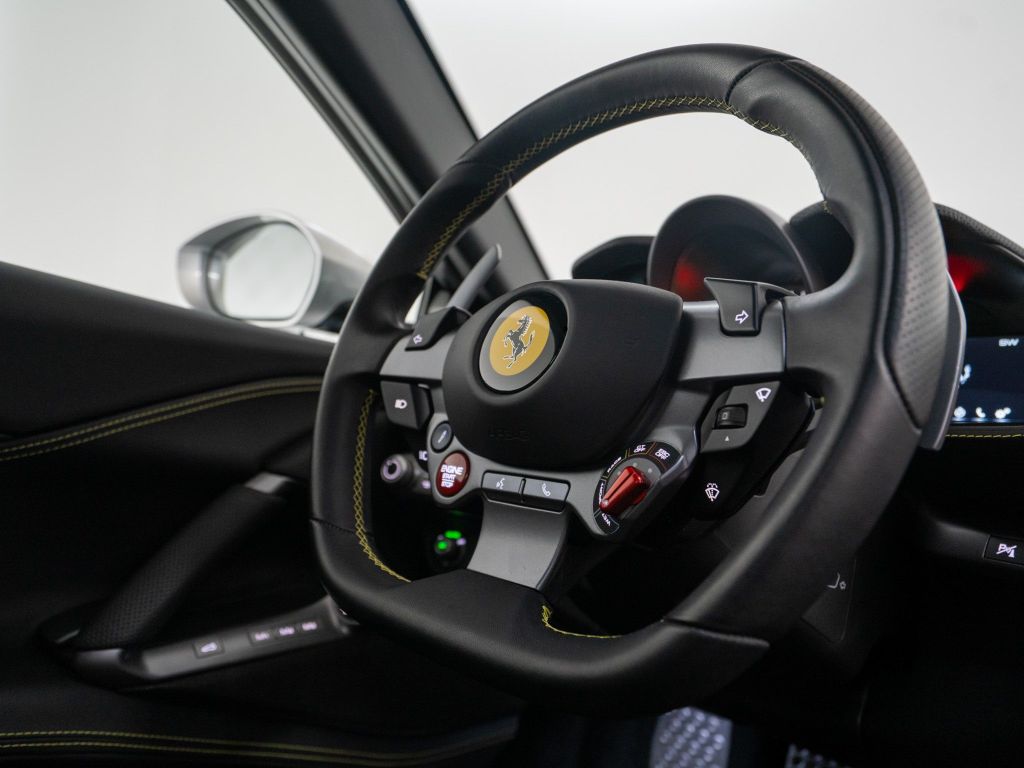 Ferrari 812 2020