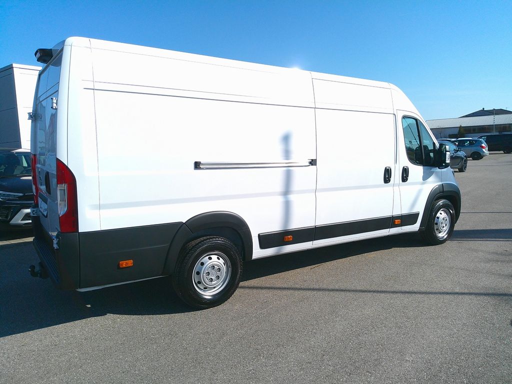Opel Movano 2024