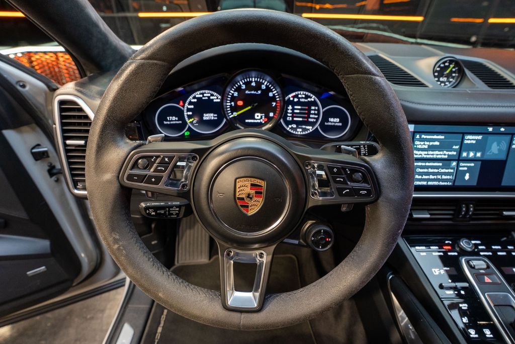 Porsche Cayenne 2019