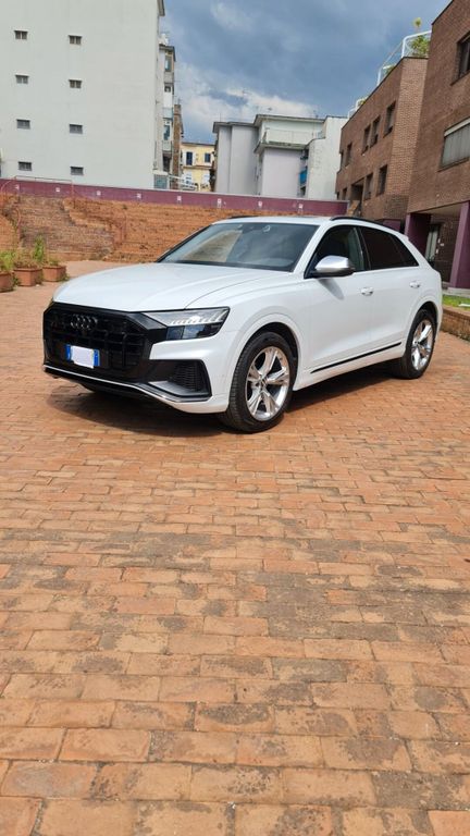 Audi Q8 2020