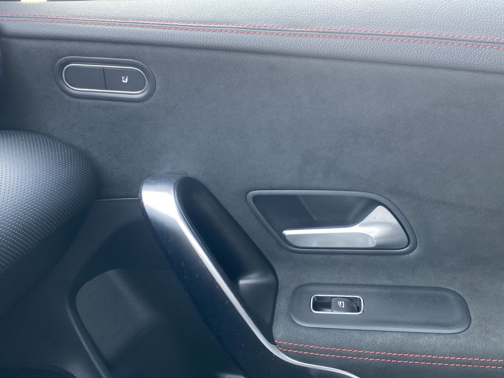 Mercedes-Benz CLA 250 2021