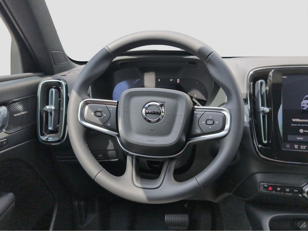 Volvo XC40 2026