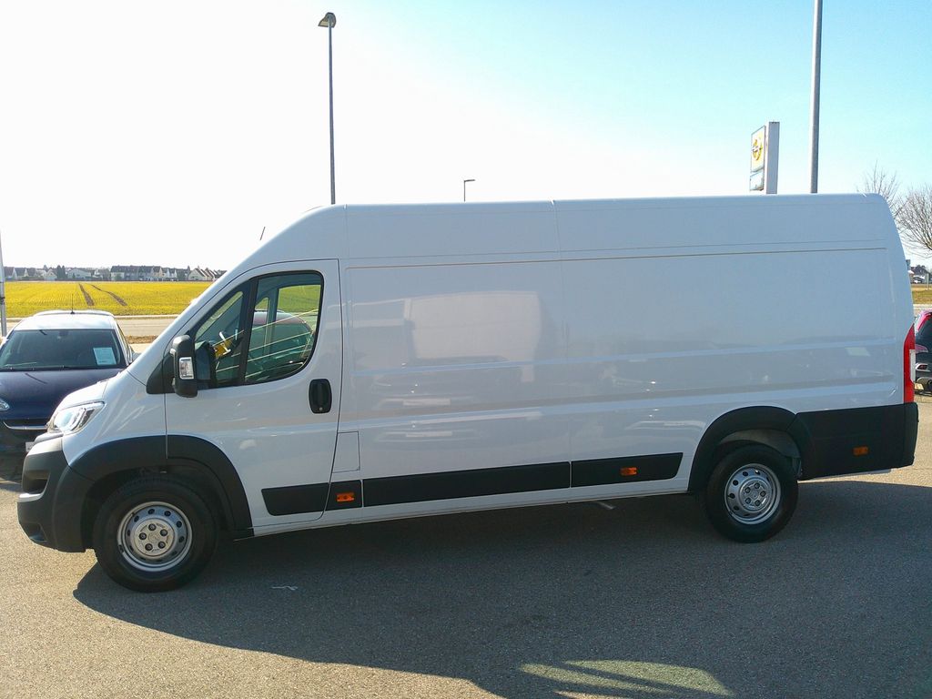 Opel Movano 2024