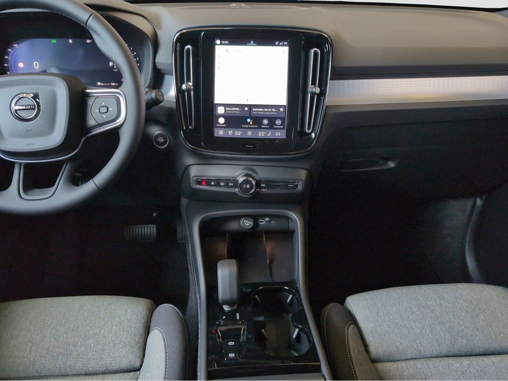 Volvo XC40 2026