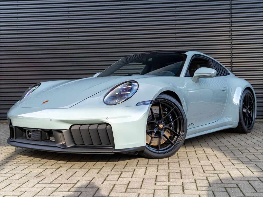 Porsche 992