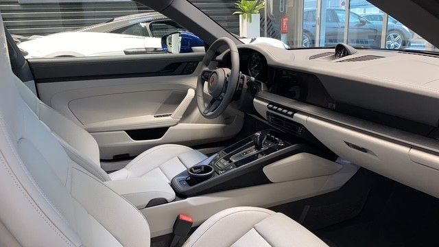 Porsche 992 2022