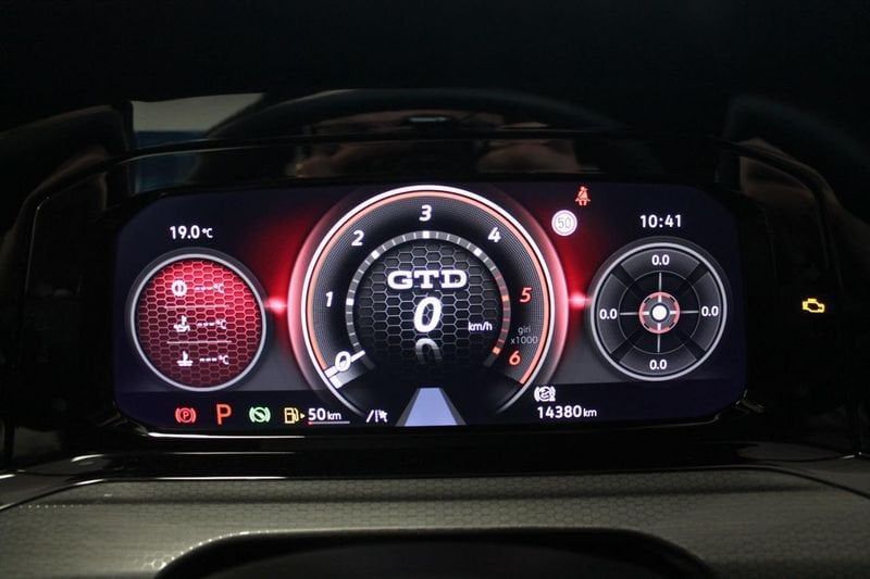 Volkswagen Golf 2021